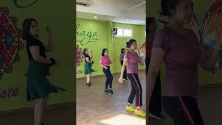 Dance Viral cari pacar #linedanceindonesia #dance #linedancers #linedancelesson #linedancebali