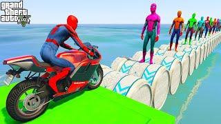 Spiderman on a motorcycle against multi-colored spiders Game GTA 5 ep.5 العناكب متعددة الألوان