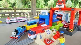 Tayo&Titipos crane factory & station Thomas the Tank Engine and friends will carry Tayobus