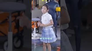 Sweet sister arrives # three sisters of milk tea# singing# cover singing# shaking voice hot song