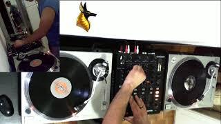 Music Dance 90 Years old Mix Vinile giradischi turn table mix DJ mix dischi 90 titoli uno è del 2019