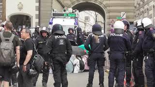 Großeinsatz der Polizei bei Demonstrationen in Wien