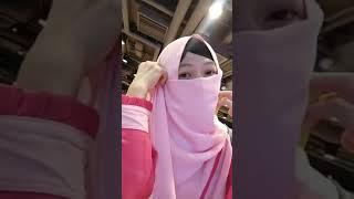 Liatin uting jilbab hot goyang seksi goyang maut mantoel mantoel mantoel