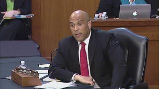 Sen. Cory Booker gives emotional speech to Ketanji Jackson during Supreme Court hearing