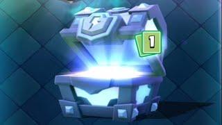 The LUCKIEST Chest in Clash Royale 0.0001% Chance