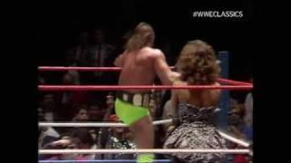 Randy Savage vs Bad News Brown 123088