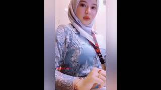 TikTok gadis baju kurung