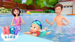 Lerne schwimmen wie ein kleiner Fisch ‍️  Bildungslied für Kinder  HeyKids Kinderlieder TV