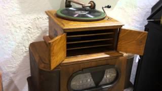 V-20 Victrola Phonograph