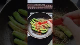 दही वाली हरी मिर्च रेसिपी I green chilli fry recipe I  dahi wali mirch I chilli fry. #shorts #short