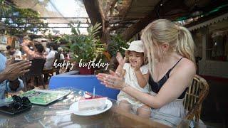We celebrated my sisters birthday in India - exploring beaches & street shopping in Goa