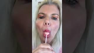 ASMR lollipop on a stick sucking sounds Mukbang￼