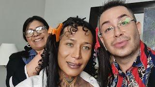 Kary Torres Oficial está realizando una transmisión en vivo makeup Xavier Cury Alistandonos