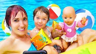 Bianca und ihre Baby Born Puppen. Im Schwimmbad. 2 Folgen am Stück. Ich heiße Bianca