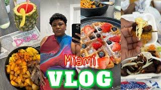 IS THESE EVEN A VLOG?? LMFAOOO I WENT TO MIAMI FOR LIKE 36 SECS AND SHOWED YALL NOTHINGGG 