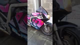 Gsxr 750 slingshot 1992 black and pink