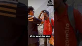 #viralvideo #Zomatodeliveryboy delivered food late by an hour welcomed with aartis plate