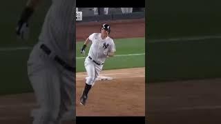 DJ LeMahieu SLAMS Late Inning Clutch Home Run #yankees #baseball #homerun