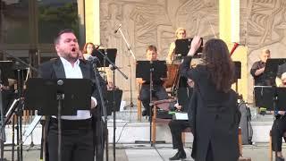 Mihail Mihaylov sings Octavios aria from Lehárs musical comedy Giuditta