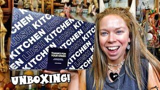 Lush DECEMBER Subscription Box - Lush Kitchen Unboxing