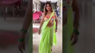 Hot desi bhabhi open dance #bathing #viralvideo#shorts