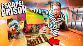 3 Story BOX FORT PRISON Escape HOTEL Escape With Spy Gadgets & More 24 Hour Challenge