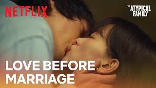 A kiss to see if we fall in love  The Atypical Family Ep 4  Netflix ENG SUB