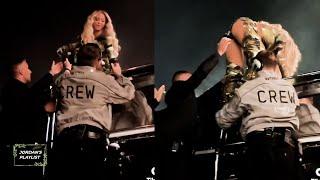 Fans Accuse Security Guard of Grabbing Beyonces Buttocks at Concert HD