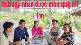 Mấy Anh Em Cùng Nhóm HMN Bất Ngờ Nhận Được Món Quà Rất Lớn Của Bác Lam Bên Mỹ Gởi Tặng l tập 407