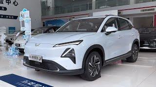 2025 Wuling Starlight S EV Compares with BYD Song PRO DM-i