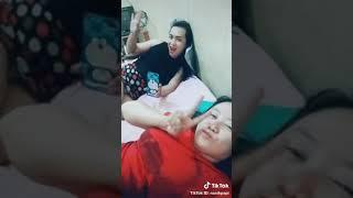 Tik tok pamer celana dalam