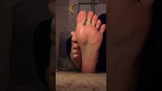 The biggest Toe spread  Feet play