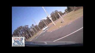 Dash Cam Holden Rodeo fails to give way and Rolls Suzuki - Medowie NSW
