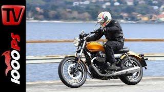 Moto Guzzi V9 Test 2016  Roamer vs. Bobber   Onboard