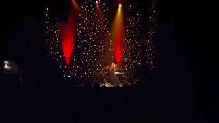 Tori Amos - Total Eclipse Of The Heart 12.17.11