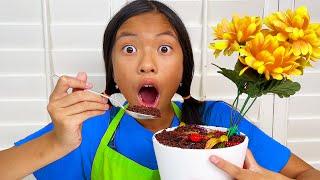 Wendy Eating Dirt and Worms  Oreo Dirt Dessert Kids Food Challenge