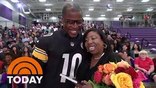 See TODAY surprise teacher with help from Pittsburgh Steelers