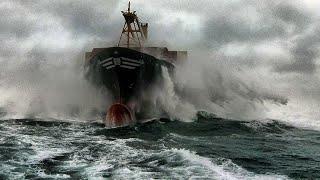 Pilot boat and ships Storm Isha