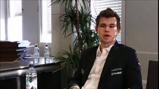 Magnus Carlsen - Play with yourself