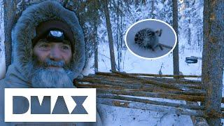 Alaskan Starts Building A Log Cabin In Freezing -38° Temperature  The Last Alaskans
