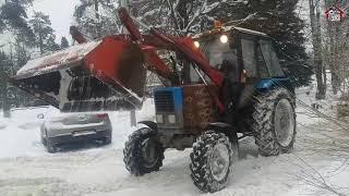 МТЗ-82 Трактор уборка придомовой территории от снега.