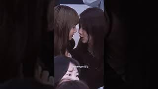 kiss drama between jisoo and lisa