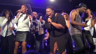 Killing me softly  Wyclef Jean Fugees duet with  singers Florence Francois and Precious Trace live