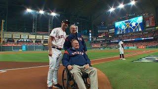 WS2017 Gm5 Former presidents throw first pitch