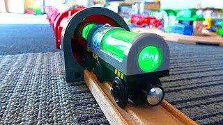 Subway long tunnel & green glow train wooden Thomas & Tayo Brio trains video for kids.