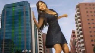 Giantess in Matutino Express Commercial