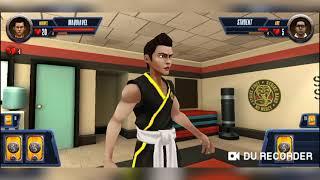 Como jogar Cobra Kai Card Fighter