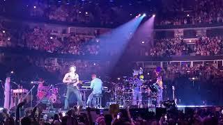 Harry Styles - Full Live Show - One Direction - Chicago IL - Love On Tour - 101022 #HarryStyles