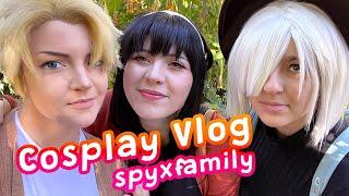 Loid and Yor Go on a Date + FIONA?  Cosplay in Public  Spy x Family