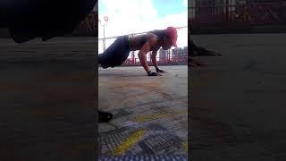 Gen2fit2quit  Williamsburg bridge Rope Jump